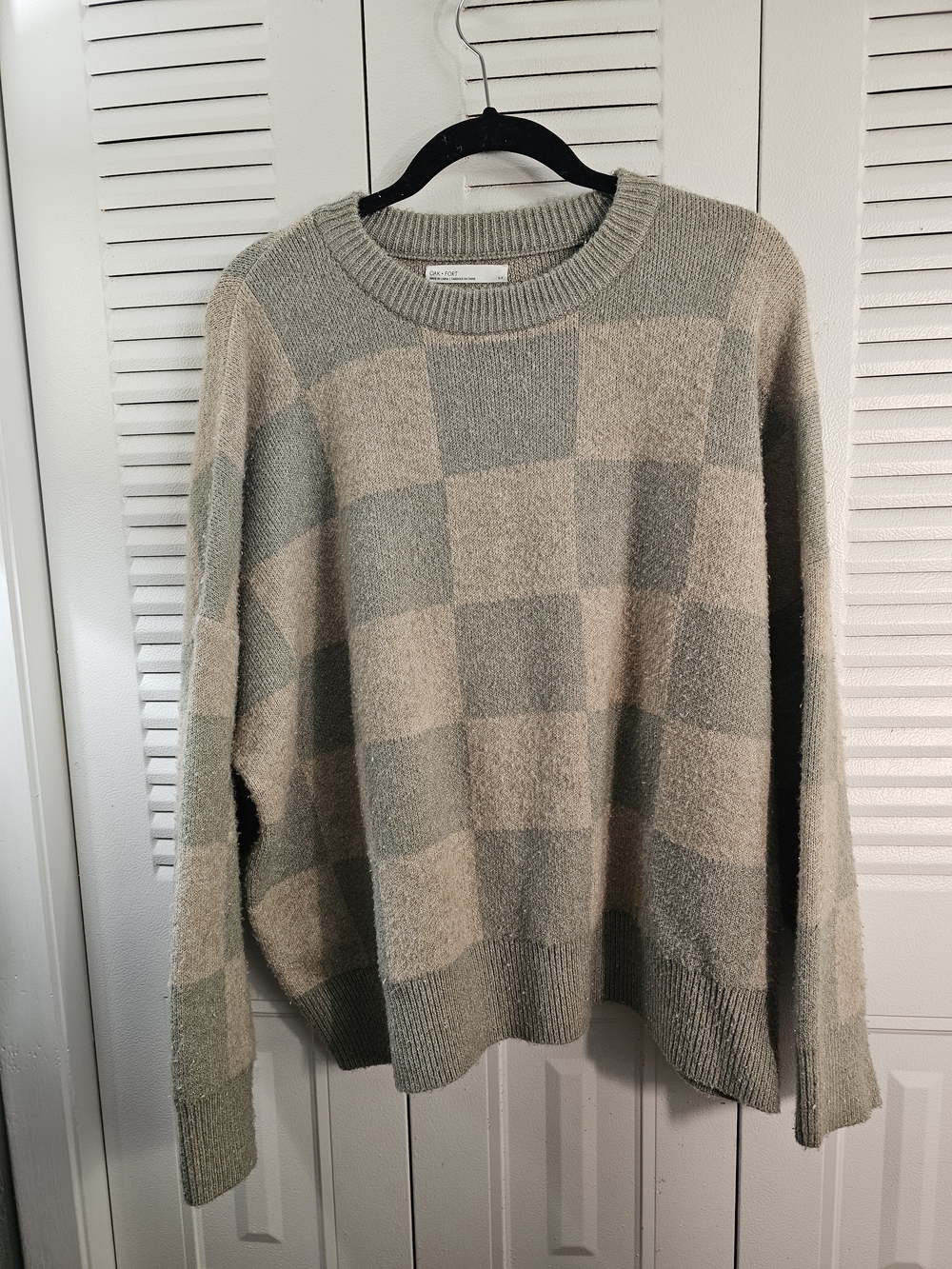 OAK + FORT Women's Checkered Crewneck Sweater in Sage and Cream